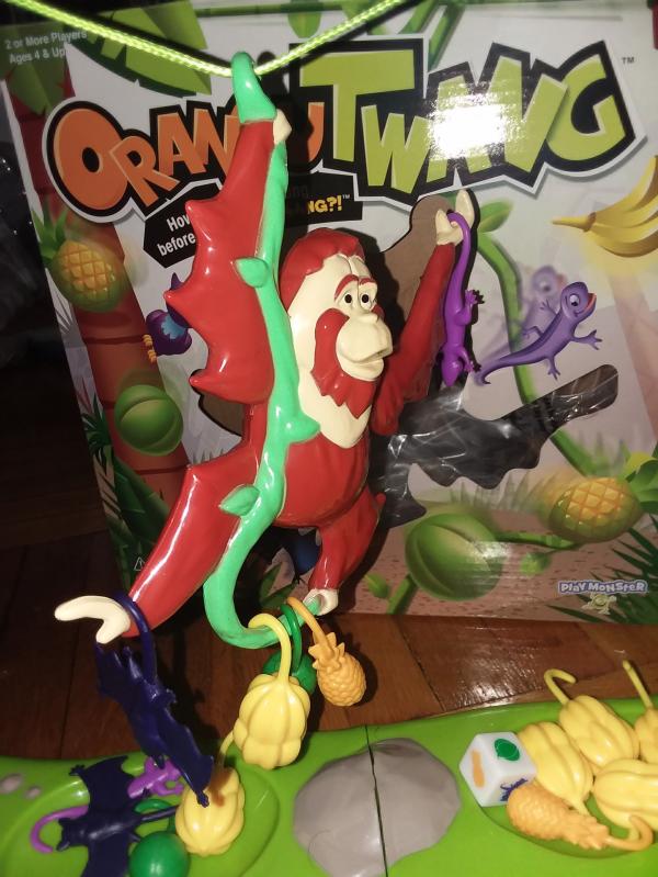 Orangutwang Kids Game - How Long Can He Hang Before He Goes Twaaang?!