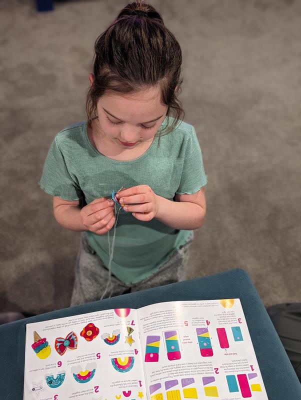 CRAFT-TASTIC® LETS LEARN TO SEW – PlayMonster