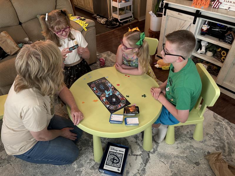 Disney Trivia (Blue Box) – PlayMonster Disney Trivia (Blue Box) – PlayMonster