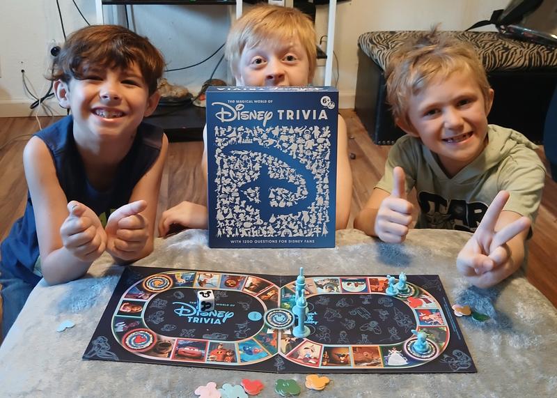 Disney Trivia (Blue Box) – PlayMonster