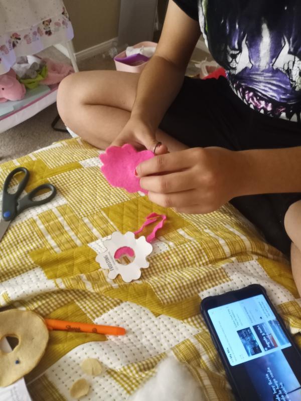 CRAFT-TASTIC® LETS LEARN TO SEW – PlayMonster