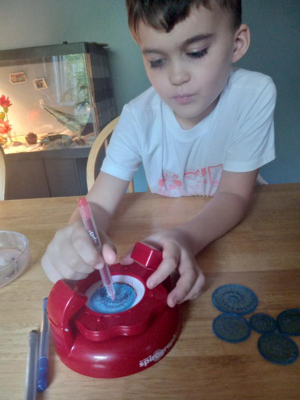 PlayMonster Fun - This #FanFriday goes out to @styledinmotherhood sharing  their Spirograph Jr fun! 😍😍