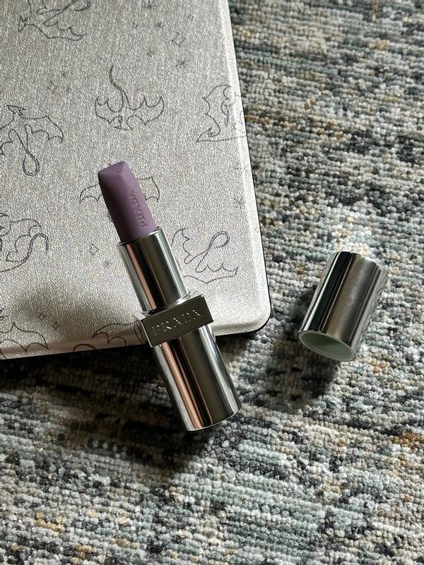 Customer photo for "Moisturizing luxurious lip balm!"