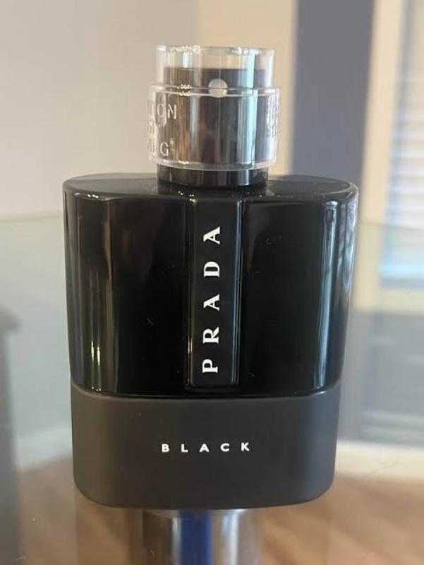 Luna Rossa Black Eau de Parfum | Prada Beauty Official Site