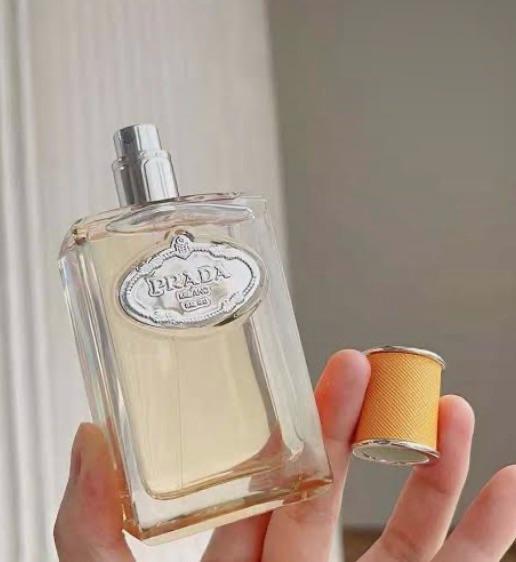 Customer photo for "Lovely orange"