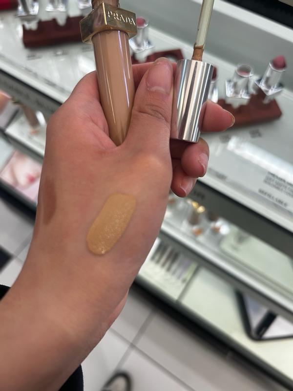 Customer carousel item 10.