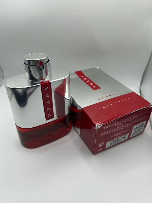 Luna Rossa Sport Perfume | Prada Beauty Official Site