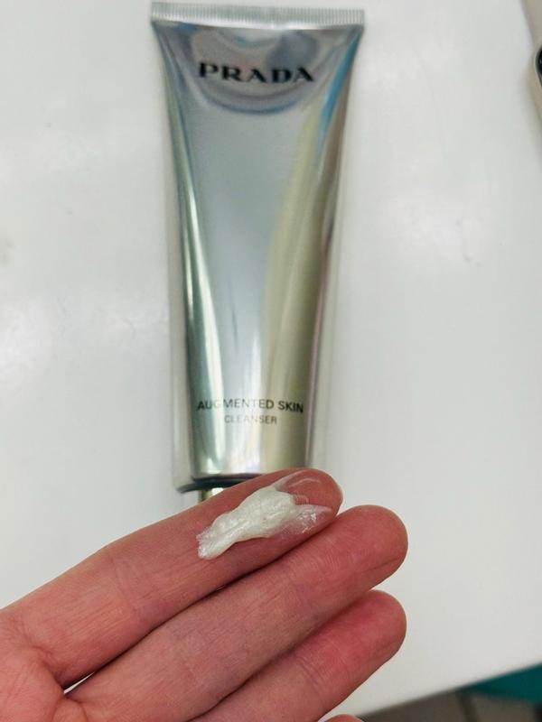 クレンジング・メイク落とし Prada Augmented Skin The Cleanser