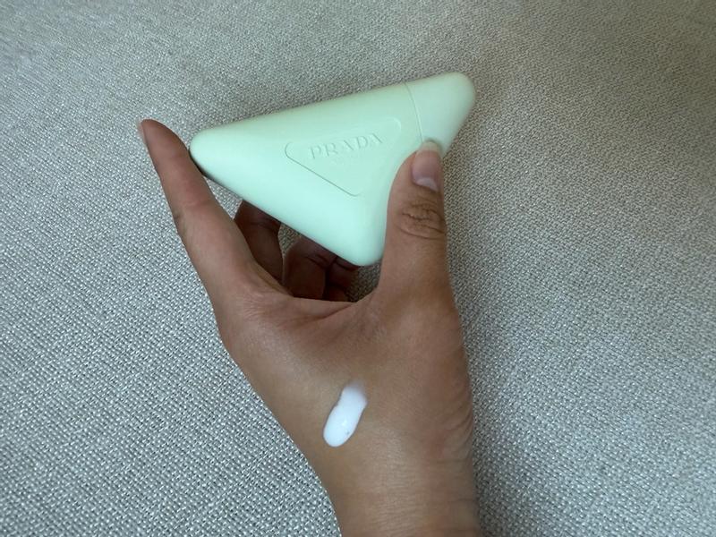 Review Thumbnail Image 0 381977593