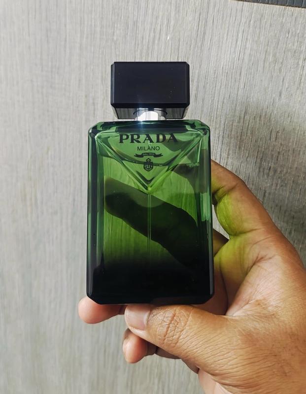 Customer carousel item 9.