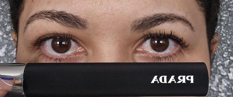 Customer carousel item 4.