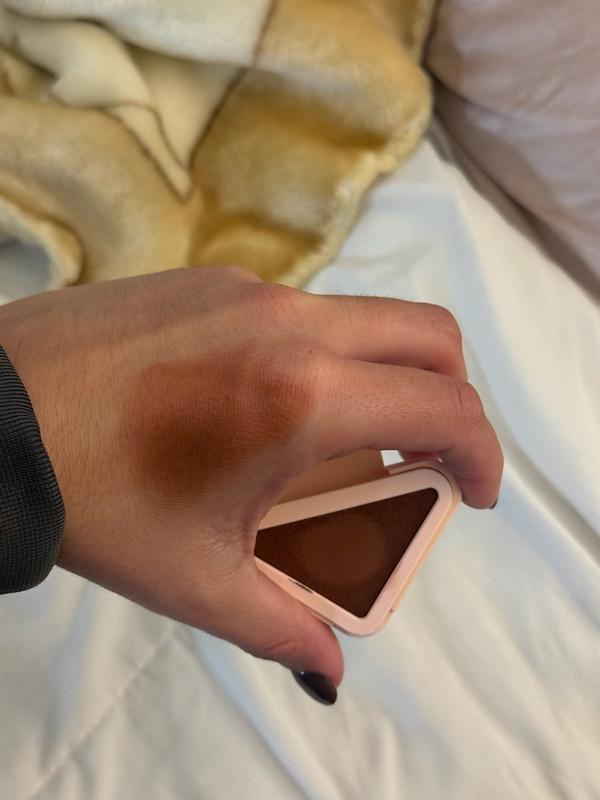 Prada Touch Cream to Powder Blush | Prada Beauty