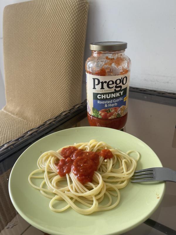 Prego Chunky Roasted Garlic and Herb Pasta Sauce, 23.75 OZ Jar