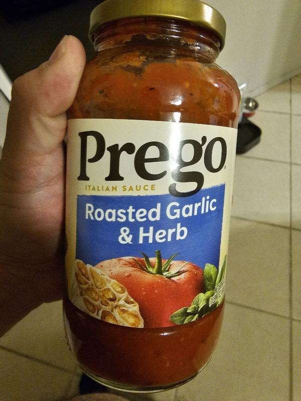 Prego Pasta Sauce, Italian Tomato Sauce with Roasted Garlic & Herbs, 24 oz  Jar