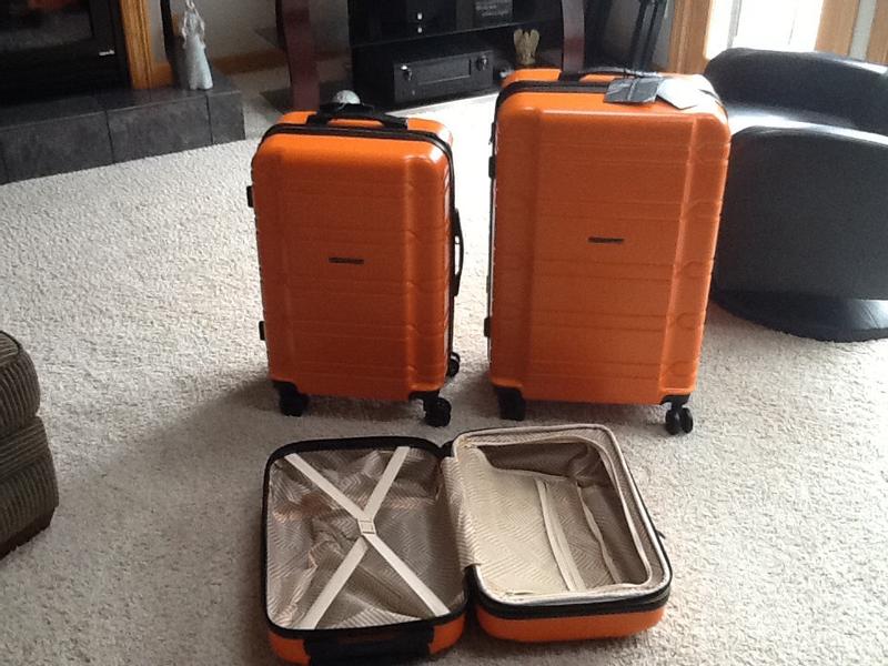 Allegro Luggage Set hard case