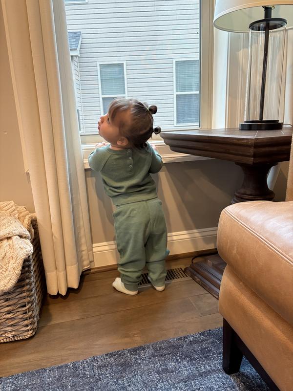 Review Thumbnail Image 0 372870680