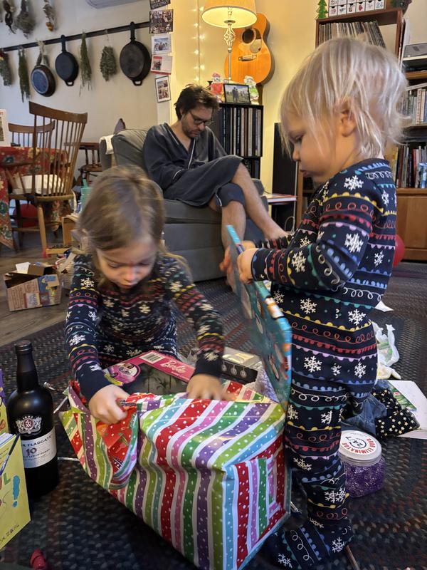 Review Thumbnail Image 0 374499045