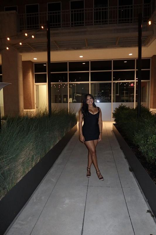 Customer photo for "Love the style and the"