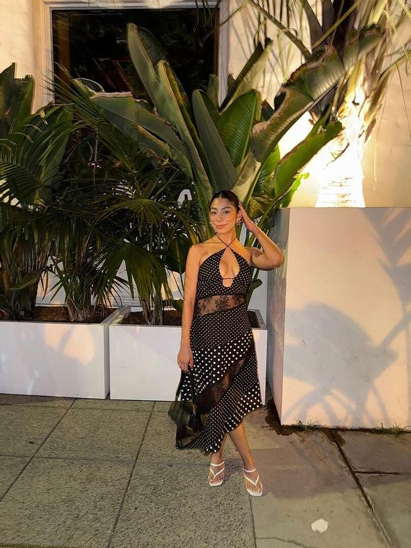 Customer photo for "so flattering!!! my favorite dress"