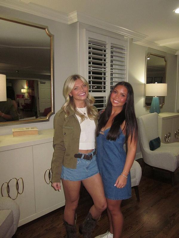 Review Thumbnail Image 0 381859509