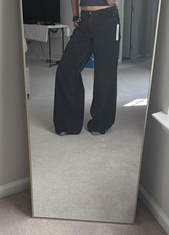 Review Thumbnail Image 0 380129483