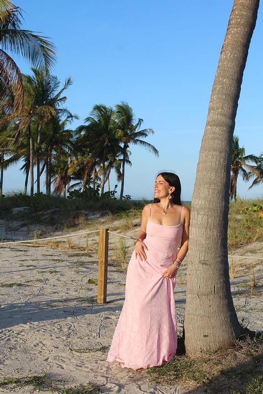 Review Thumbnail Image 0 369971616