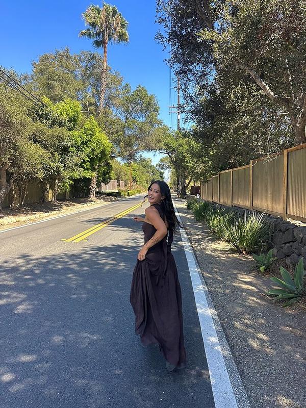 Customer photo for "This dress made me feel"