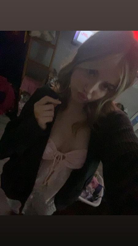 Review Thumbnail Image 0 379573586