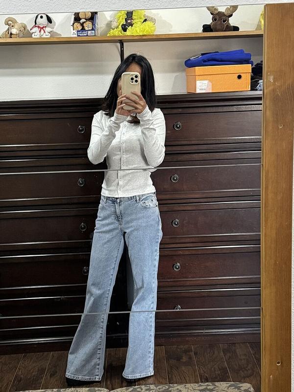 Review Thumbnail Image 0 372674384