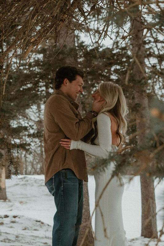 Review Thumbnail Image 0 376695320