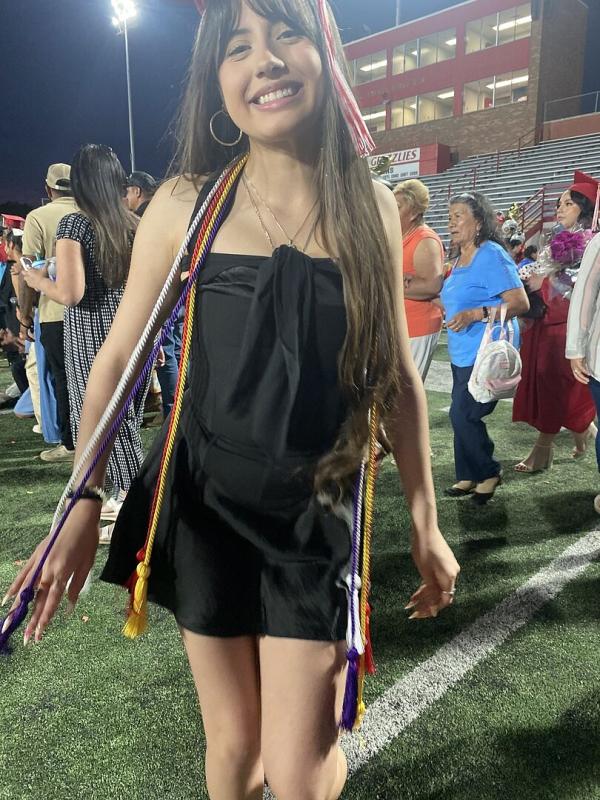 Customer photo for "Very cute for grad. Loved"