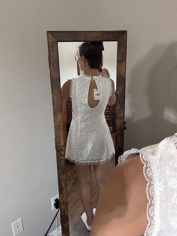 Review Thumbnail Image 0 356802172