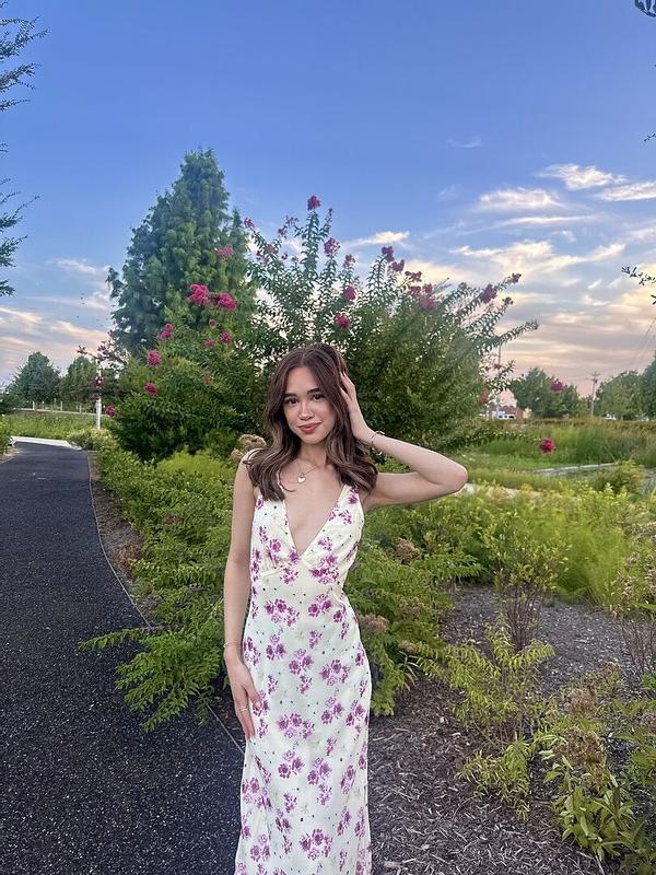 Review Thumbnail Image 0 354435247