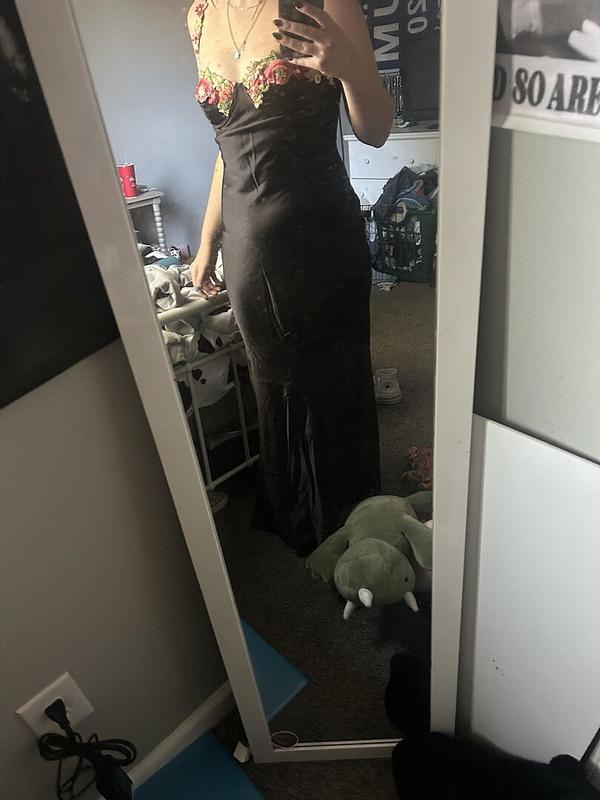 Review Thumbnail Image 0 359551176