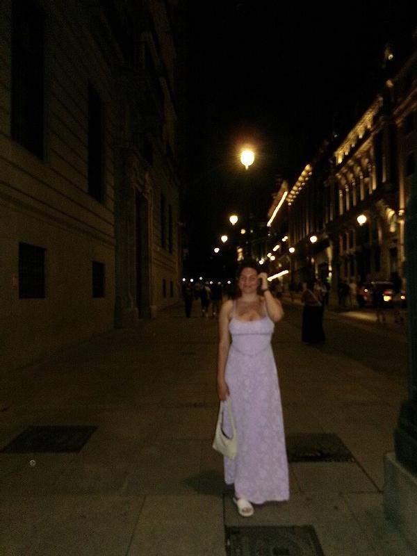 Review Thumbnail Image 2 352285656