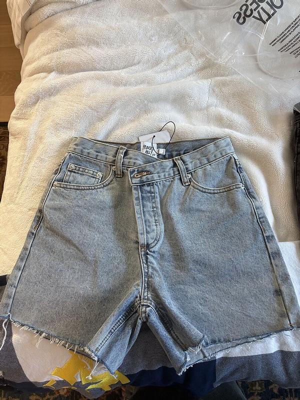 Review Thumbnail Image 0 356230744