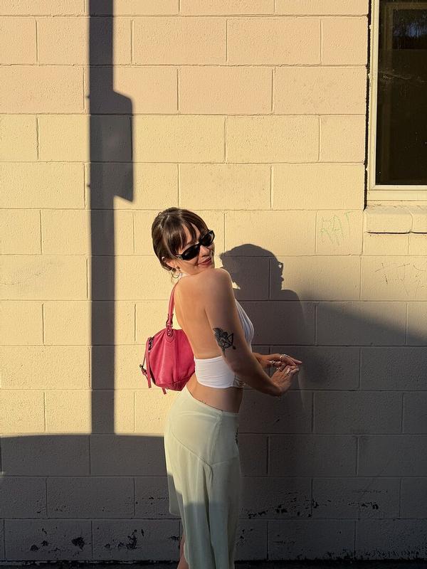 Review Thumbnail Image 1 384076127