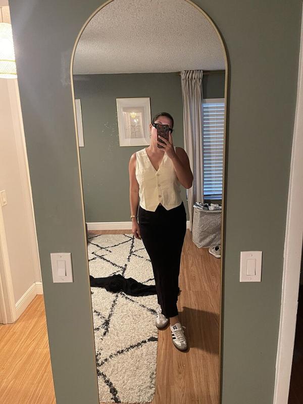 Customer photo for "This skirt is really comfy"