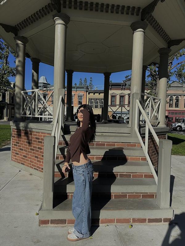 Review Thumbnail Image 0 371328295