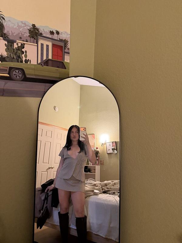 Review Thumbnail Image 0 379891191