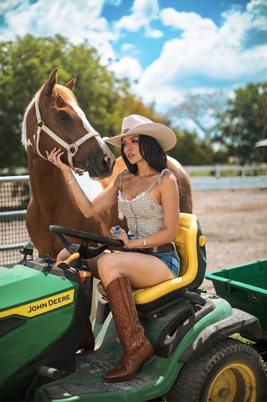 Review Thumbnail Image 1 383859738