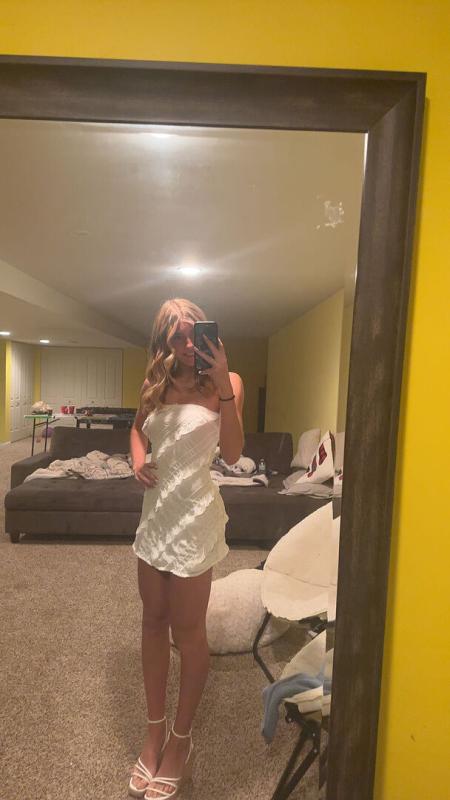 Review Thumbnail Image 0 350760742