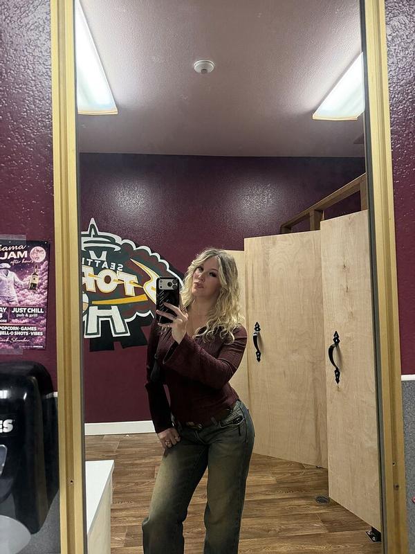 Review Thumbnail Image 0 383266345