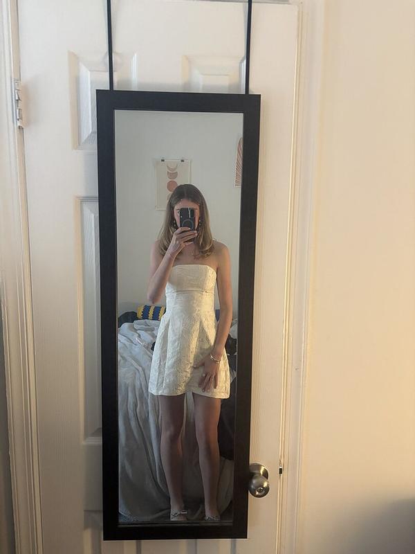 Customer photo for "Comfortable and not too tight"