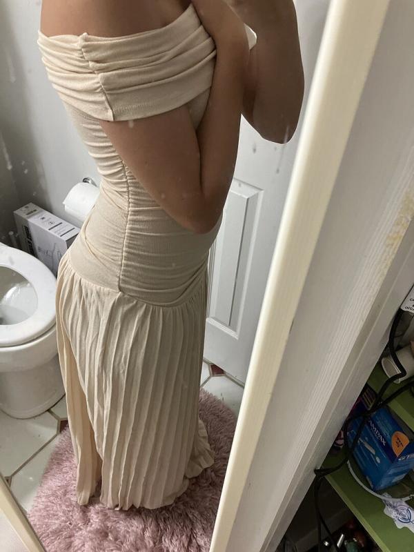 Customer photo for "This dress is the best"