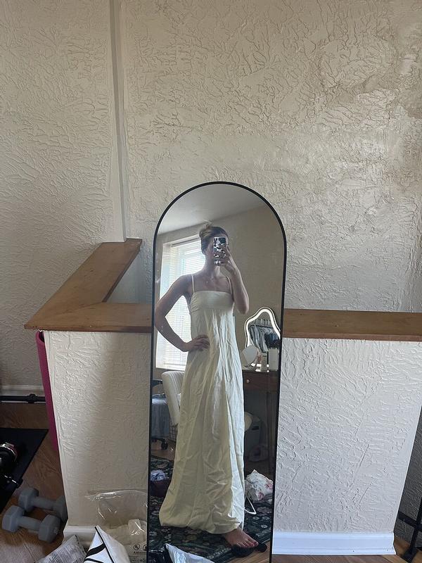 Customer photo for "Love this dress, so light"