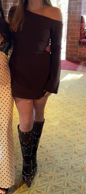 Review Thumbnail Image 0 378759716