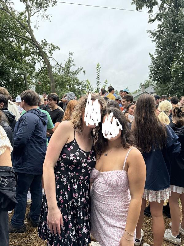 Customer photo for "LOVE THIS DRESS! however the"