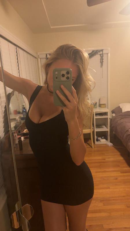 Customer photo for "Great dress! Fits super well,"