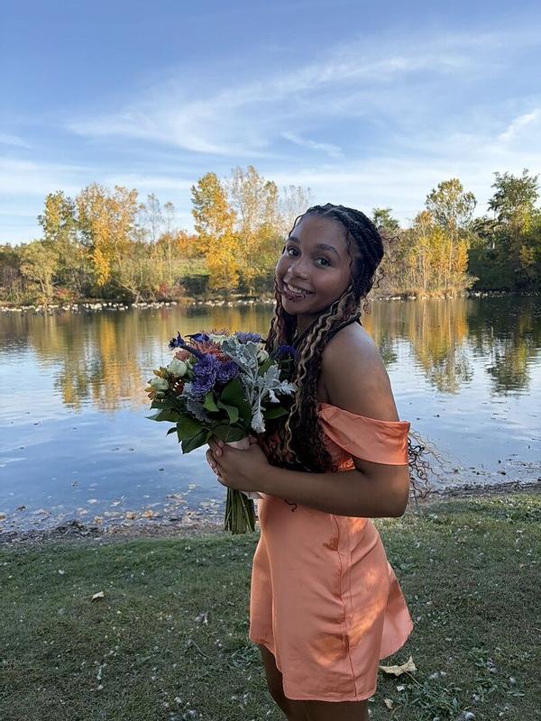 Customer photo for "Very cute! and shoulders were"